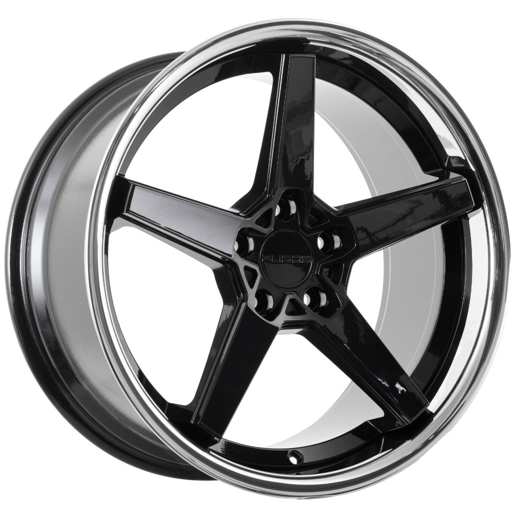 Essen – Gloss Black Chrome Lip